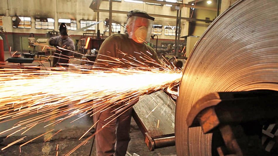 La industria metalúrgica, en caída libre, arrastra al empleo: En mayo Adimra registró una baja de la actividad del 17,6% interanual