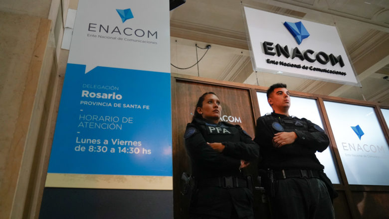 Despidos en el Estado: el Gobierno completó el cierre de las 28 oficinas del ENACOM en todo el país