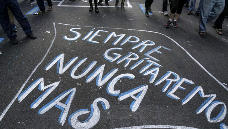Organismos de DDHH marchan a Plaza de Mayo en defensa de las políticas de memoria, verdad y justicia