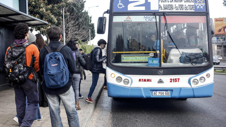 Colectivos: el Gobierno retira los subsidios y se desentiende del impacto