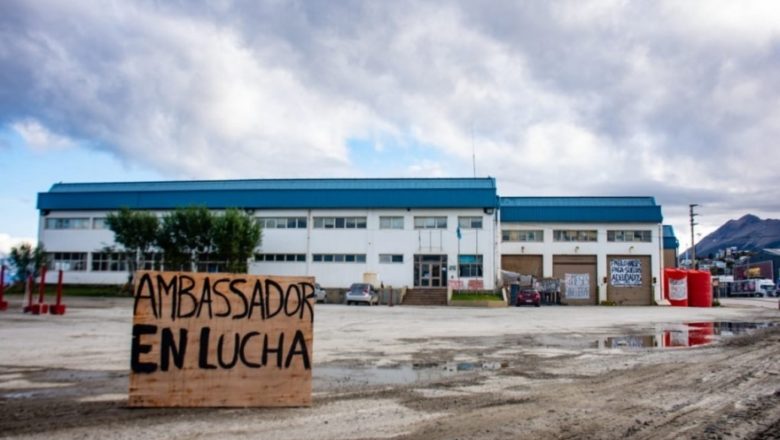 Tierra del Fuego: Ex trabajadores y trabajadoras de Ambassador quedaron desempleados