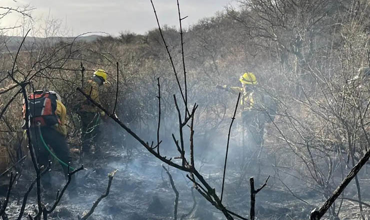 Apagaron el incendio en San Marcos Sierras, pero varias localidades siguen en alerta