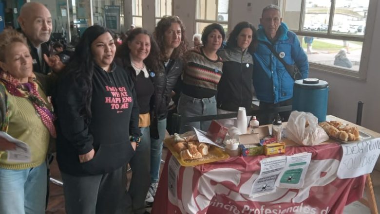 La Policía Federal amedrentó a los despedidos del Hospital Posadas