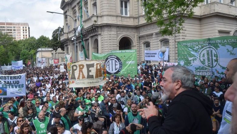 Estatales definen nuevas medidas por la reapertura de paritarias y contra el “examen de idoneidad” del Gobierno