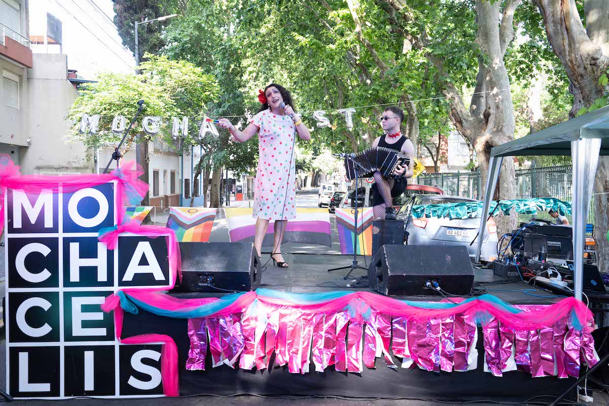 Fiesta y memoria: El bachillerato Mocha Celis celebró su festival anual y rindió homenaje a Zoe López