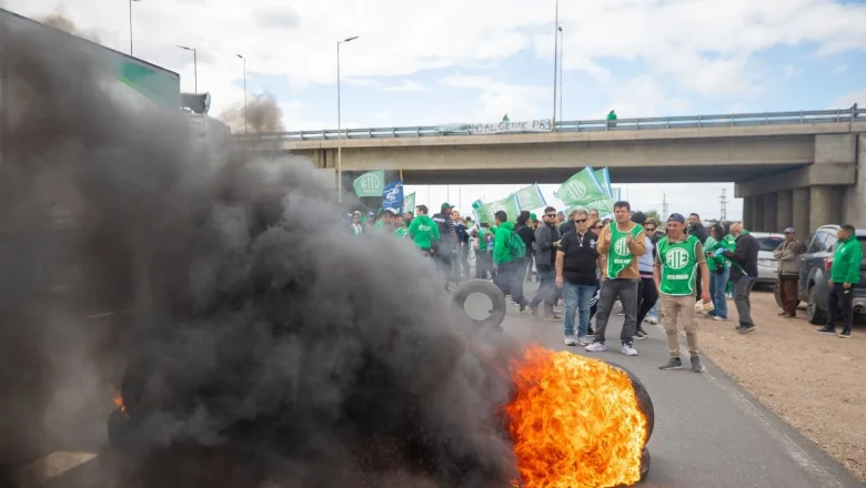 Córdoba: estatales y petroquímicos contra el vaciamiento de Fabricaciones Militares de Río Tercero y Villa María