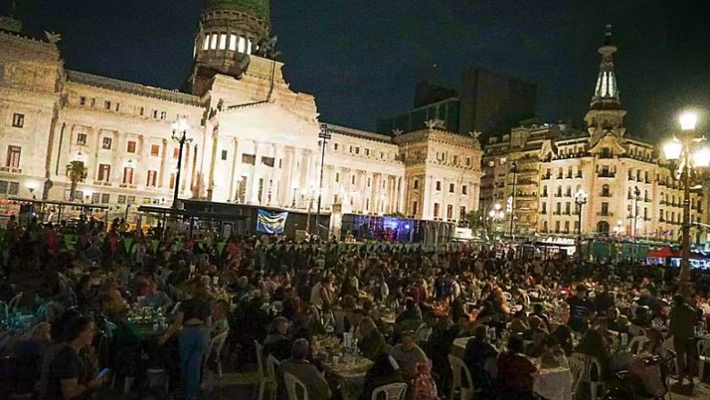 Nochebuena en el Congreso con personas en situación de calle y familias sin techo: “Ninguna familia sin Navidad”