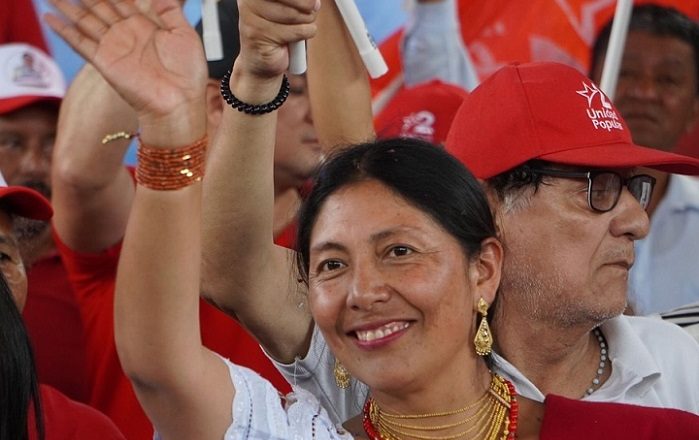 Pacha Terán, lideresa Kichwa y candidata a la vicepresidencia del Ecuador, desafía el poder represivo de Noboa