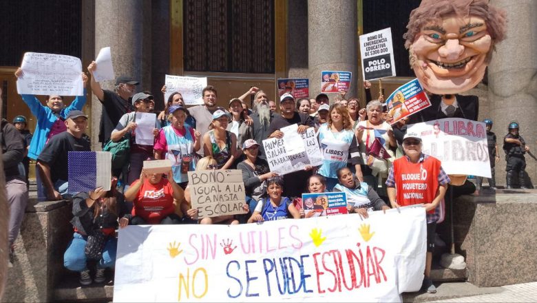 Reclamaron en todo el país por un ingreso escolar de emergencia