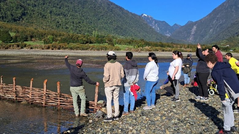 Comunidad restaura corrales de pesca en Espacio Costero Weki-Wil para salvaguardar cultura patrimonial y biodiversidad costera en Chaitén (Chile)