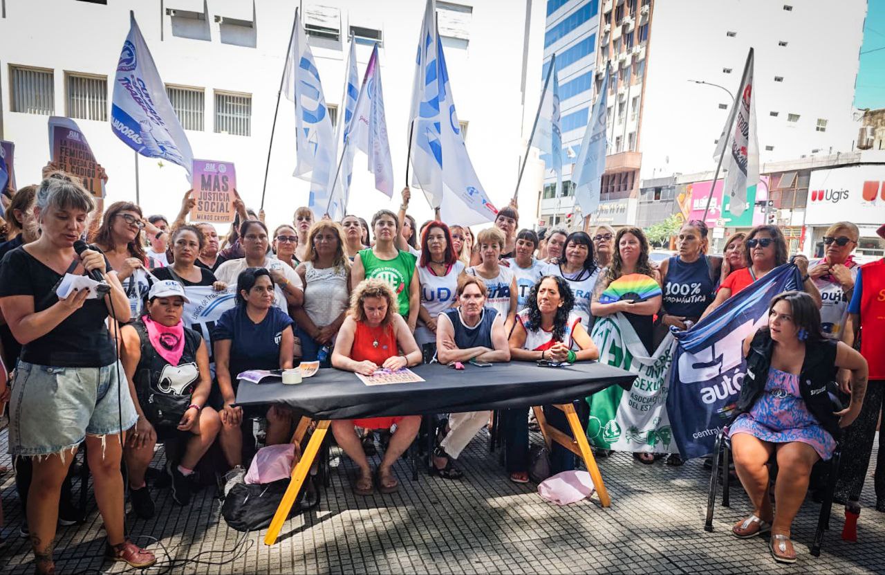 8M: mujeres trabajadoras convocan a movilizar en todo el país