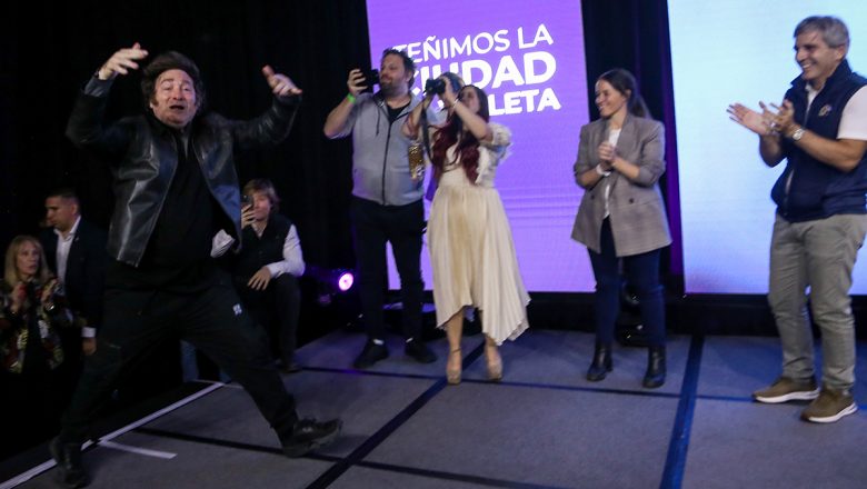 La iniciativa política está del lado de la ultraderecha