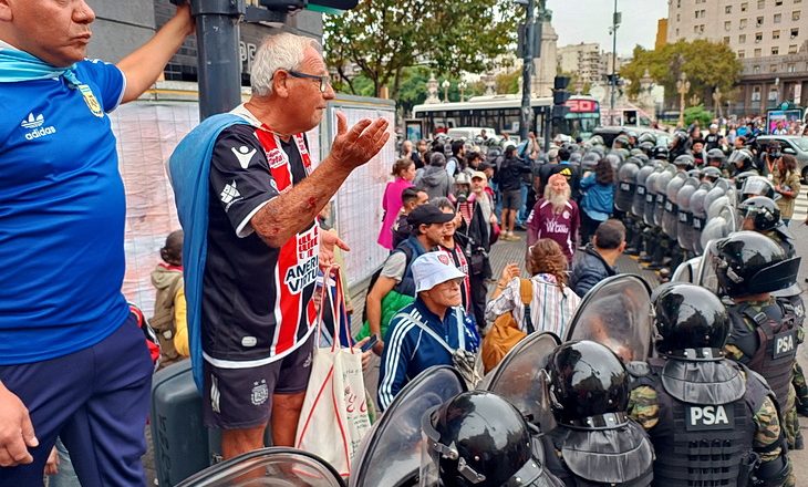 Nueva represión contra la ronda de jubiladas y jubilados