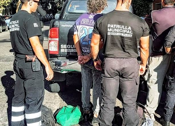 Mar del Plata: el municipio negó ante la justicia los procedimientos ilegales que luego celebra en público