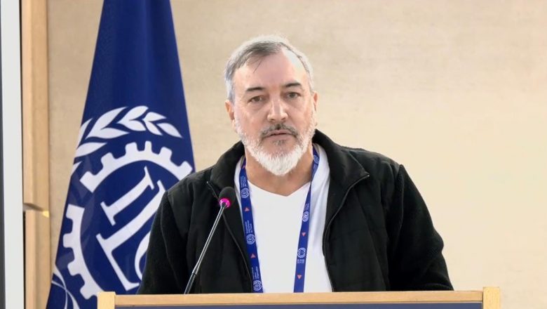 “El Presidente gobierna al margen de la ley y en contra de la Constitución”