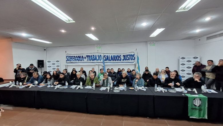El Frente de Lucha por la Soberanía, el Trabajo Digno y los Salarios Justos moviliza este miércoles contra las políticas de Milei