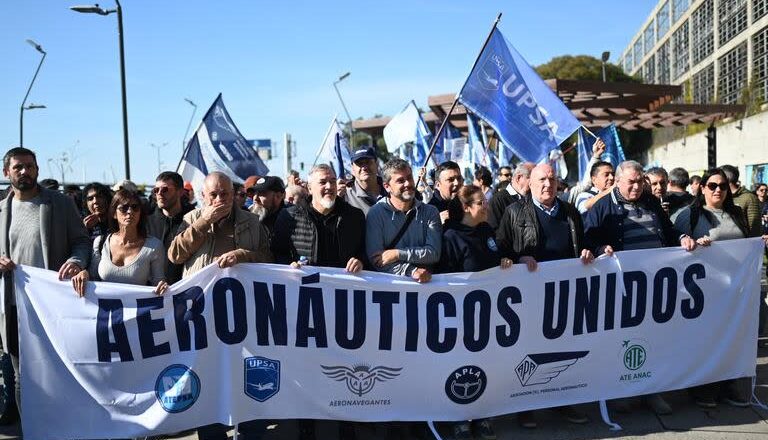 Protesta aeronáutica: “Nuestra actividad aérea está gravemente en peligro”