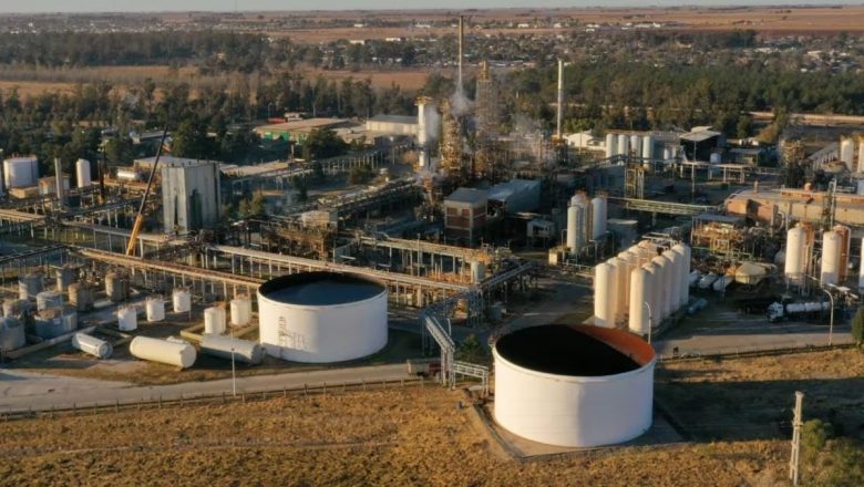 Convocan a masiva movilización de químicos en Córdoba en defensa de los trabajadores de Petroquímica Río Tercero