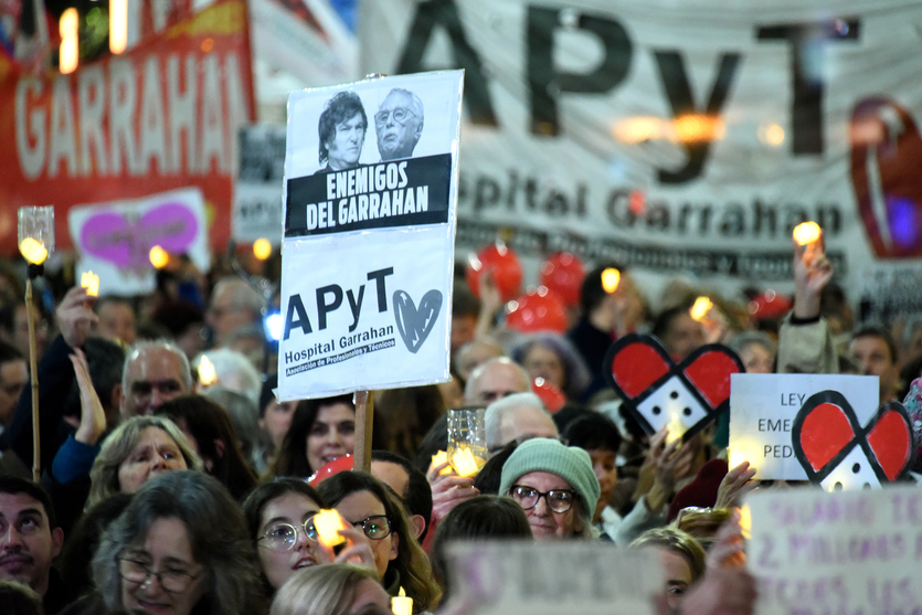 Marcha de velas: “El Garrahan no se apaga”