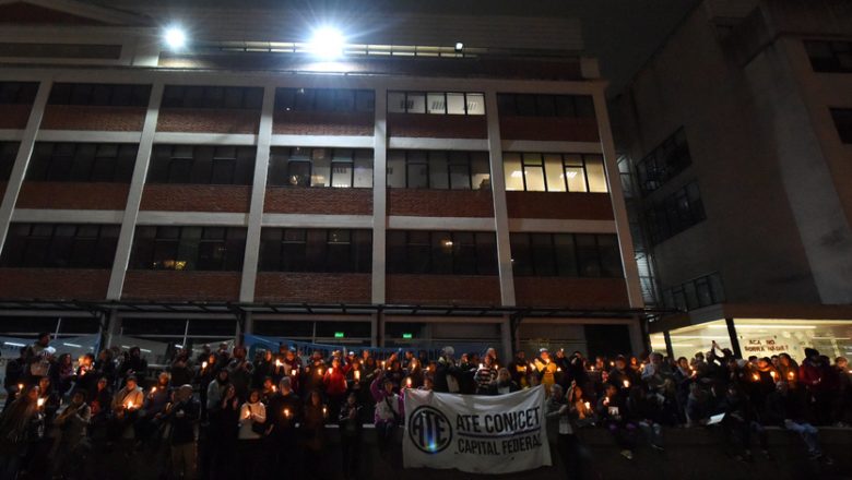 Marcha de antorchas por la ciencia argentina
